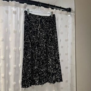 Halogen Black and White Abstract Print Midi Skirt